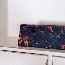 Load image into Gallery viewer, Twisting Here & There DPN Cosy