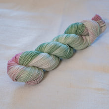 Load image into Gallery viewer, Nettle Flower