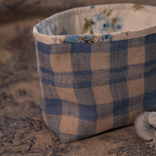 Load image into Gallery viewer, Moments Collection - No.2 Eleven O'Clock - Yarn