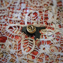 Load image into Gallery viewer, Freddie the Robin Enamel Pin