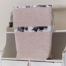 Load image into Gallery viewer, Linen drawstring project bag
