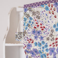 Load image into Gallery viewer, Floral Drawstring Project Bag
