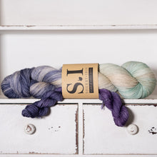 Load image into Gallery viewer, Alliums &amp; Mint Sock Set

