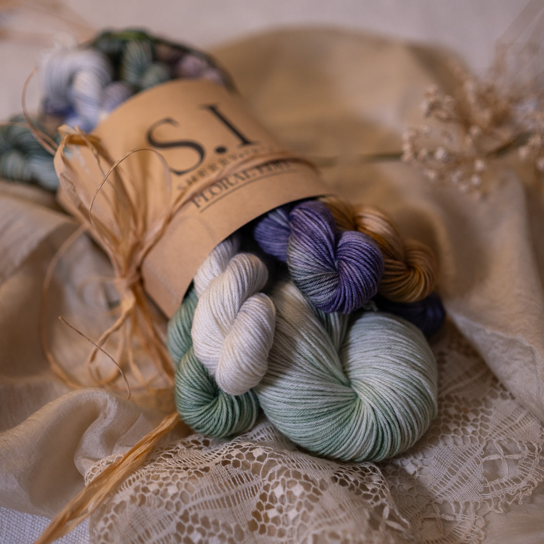 Snowdrops & Crocus Yarn Bouquet