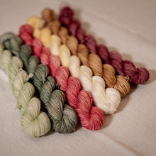 Load image into Gallery viewer, &#39;Oh Christmas Tree!&#39; Mini skeins
