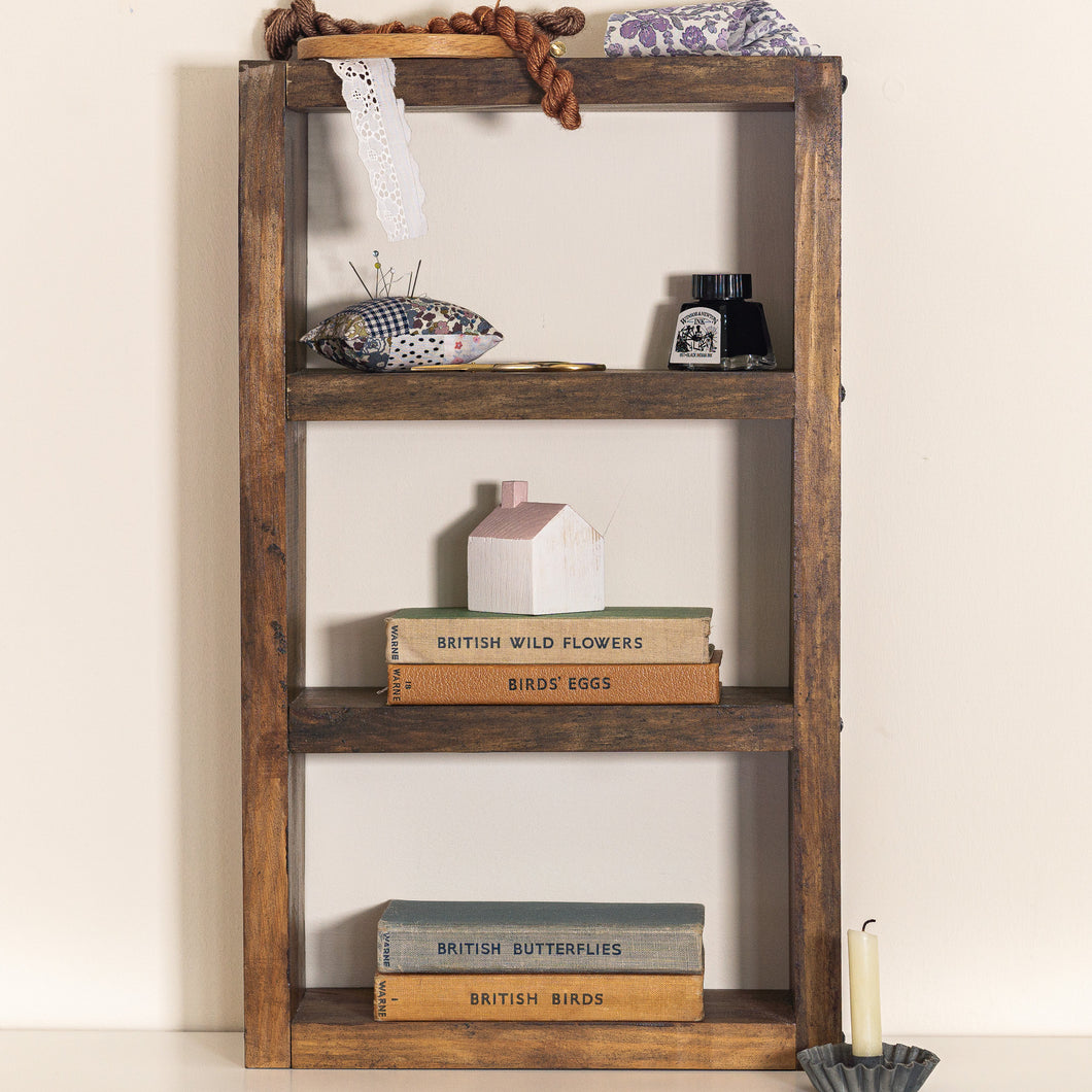 Snuggery Shelves